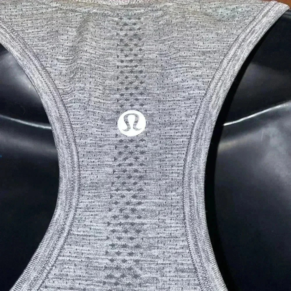 🛑SOLD🛑 Lululemon Swifty Tech- 4 - Picture 7 of 10